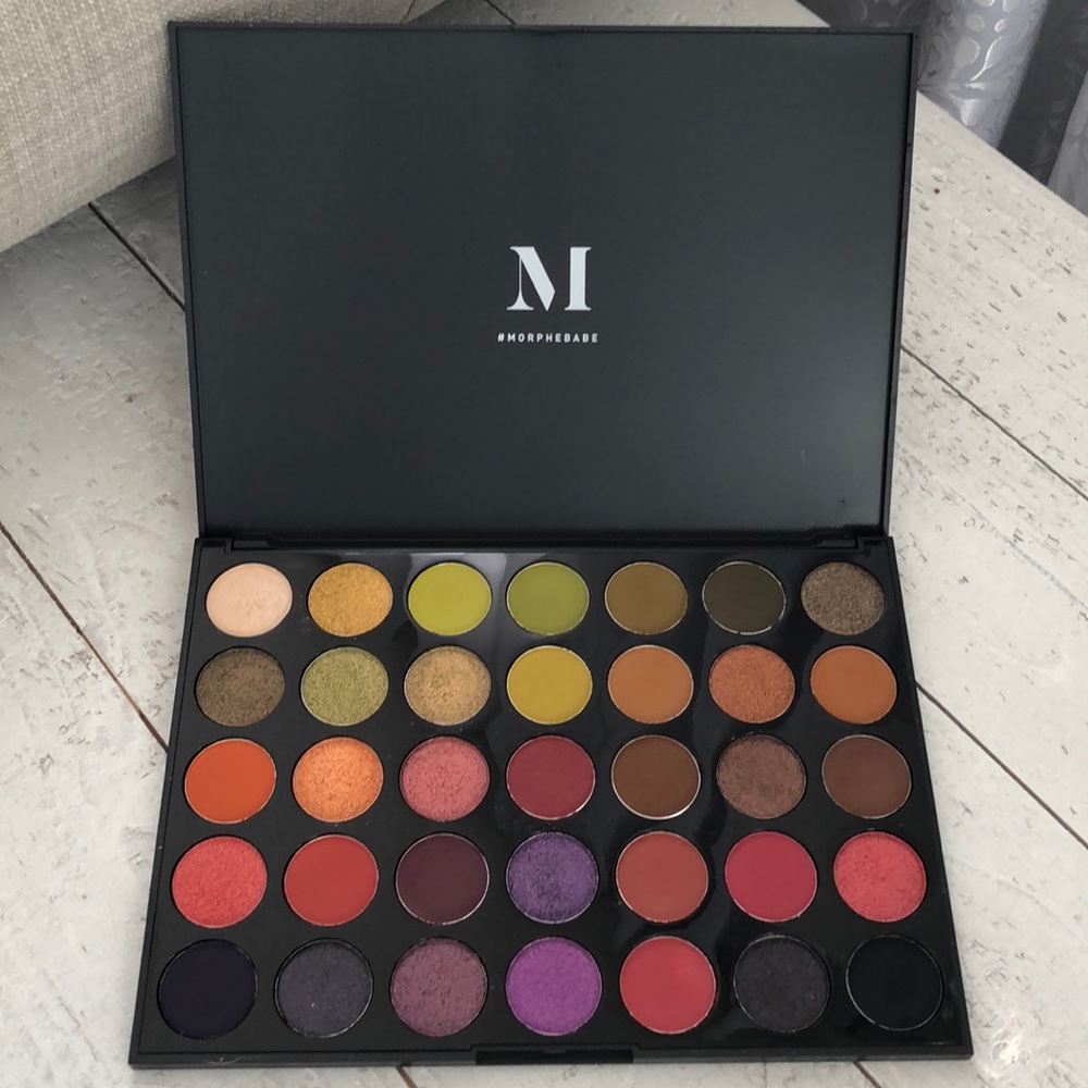 MORPHE Eyeshadow palette